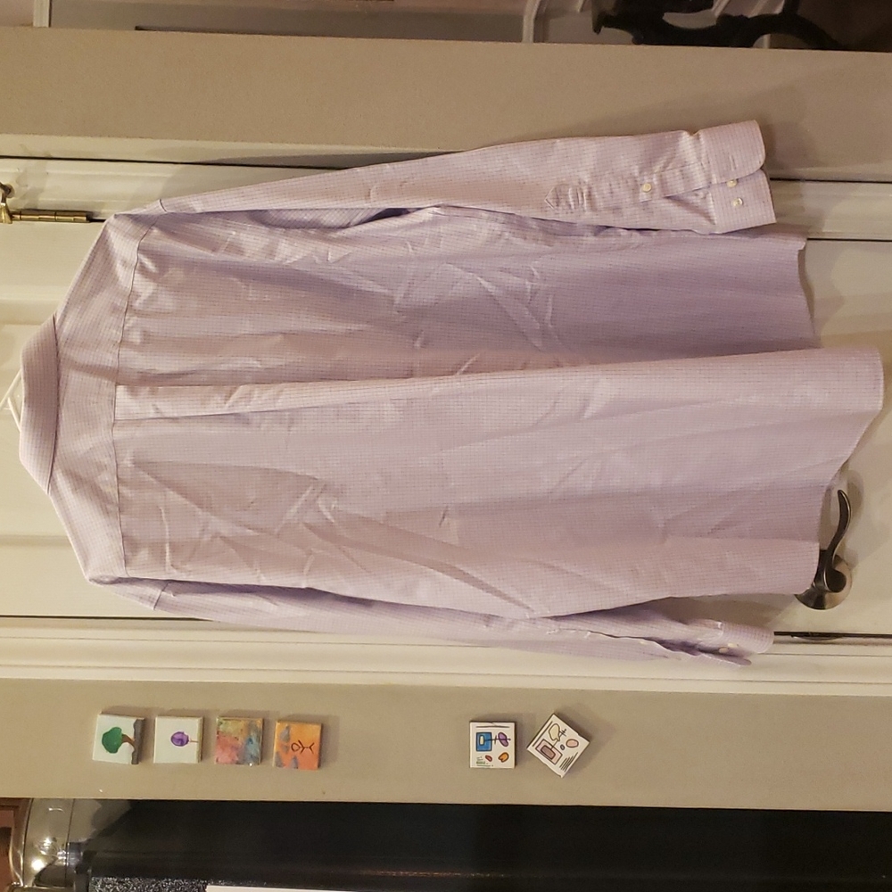 Button down - Picture 2 of 4